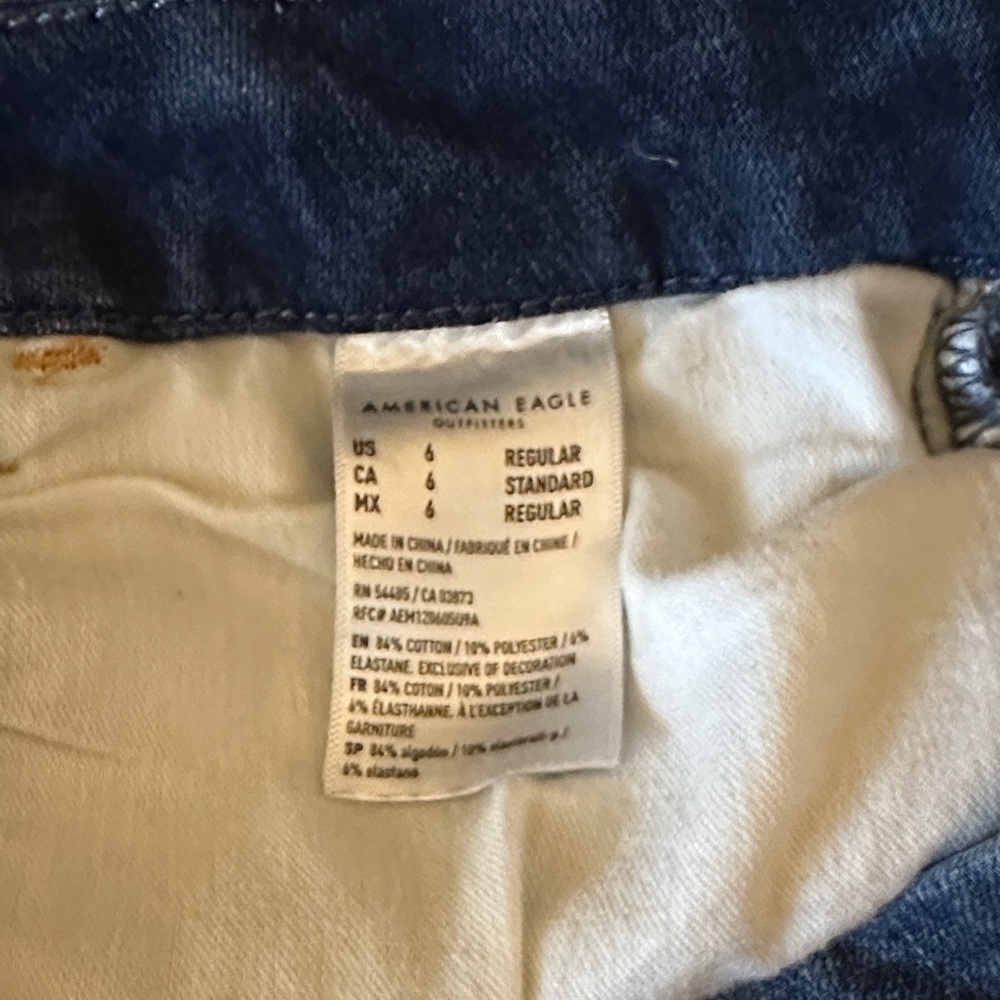 American Eagle Outfitters Curvy Dark Blue Distressed Skinny Jeans - Picture 9 of 9